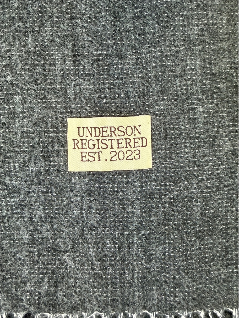 Underson Cashmere Wool Shawl Quiet Luxury Clean Girl Reversible Gray Wrap Scarf - Picture 2 of 6